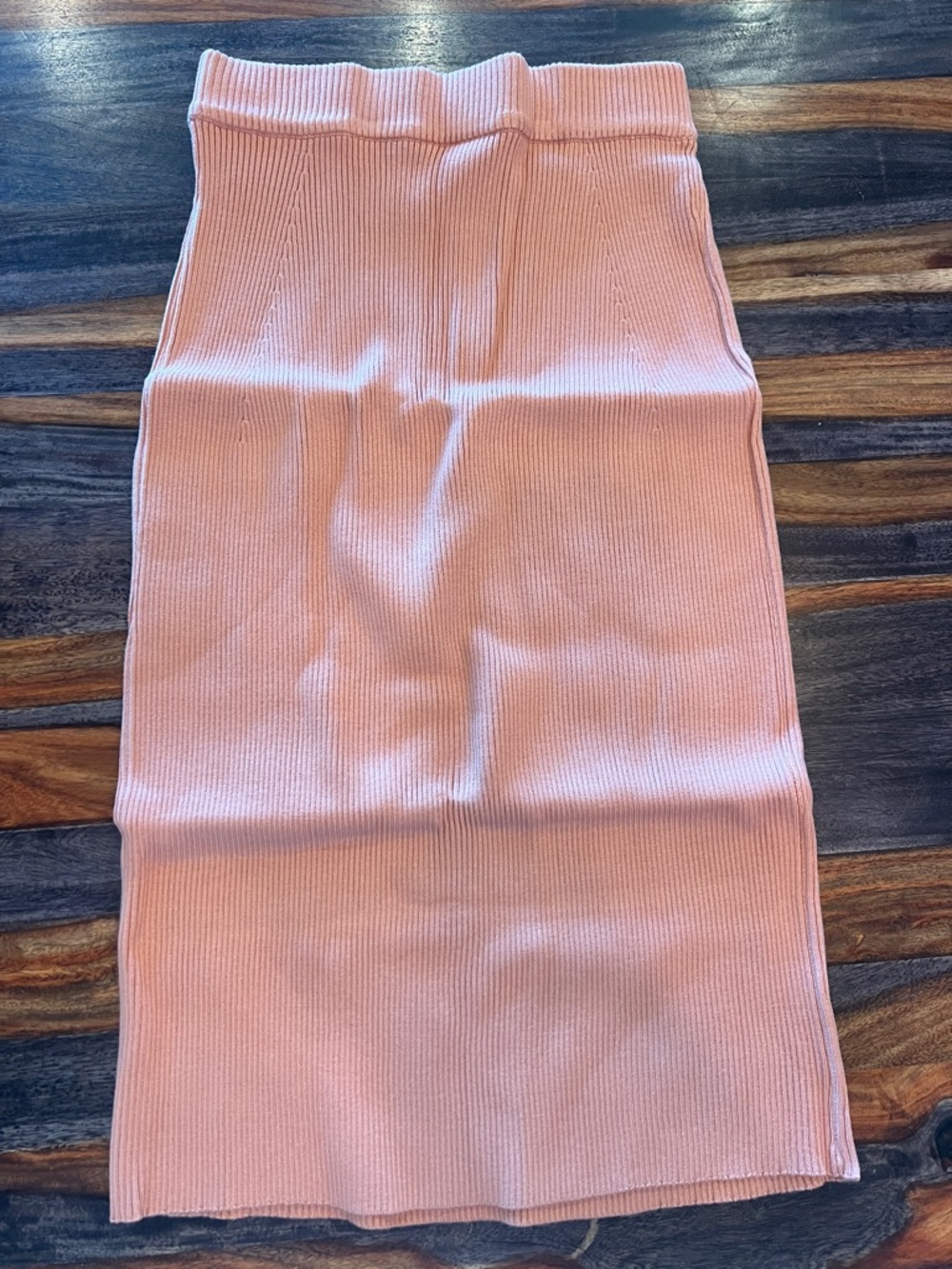 Slim Ribbed Pencil Skirt in Light Pink